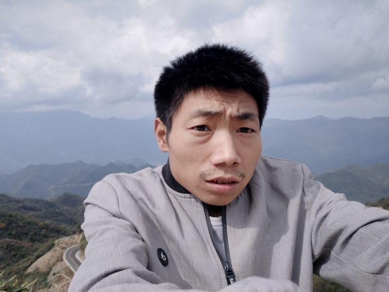向后半生奋斗的第一张照片--贵阳相亲服务中心