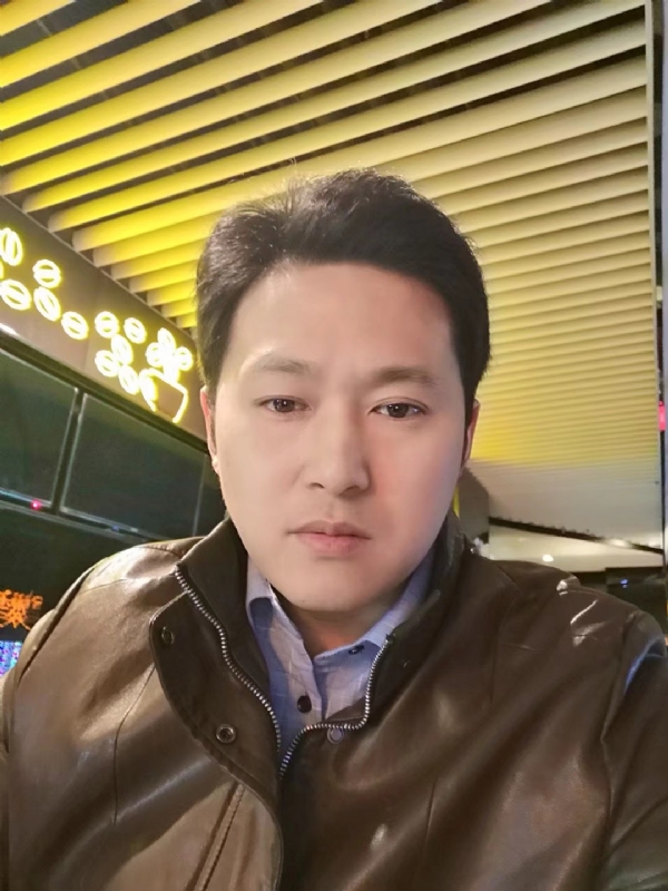 只为伊人醉的第一张照片--贵阳相亲服务中心