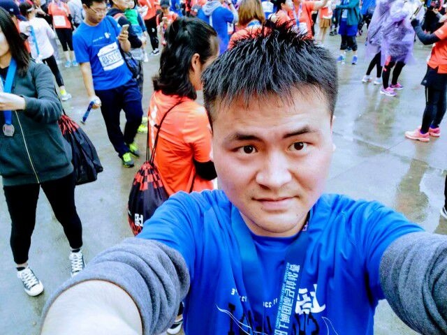 小五在跳舞的第一张照片--贵阳相亲服务中心