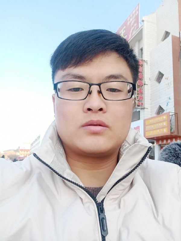 执子之手与子偕老的第一张照片--贵阳相亲服务中心