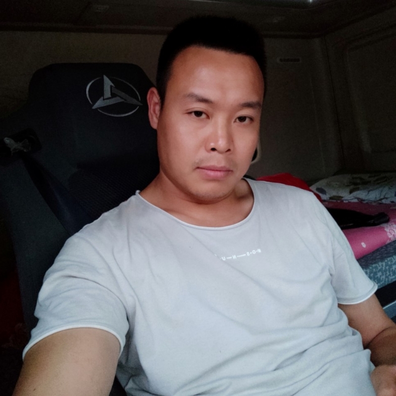 默默的第一张照片--贵阳相亲服务中心