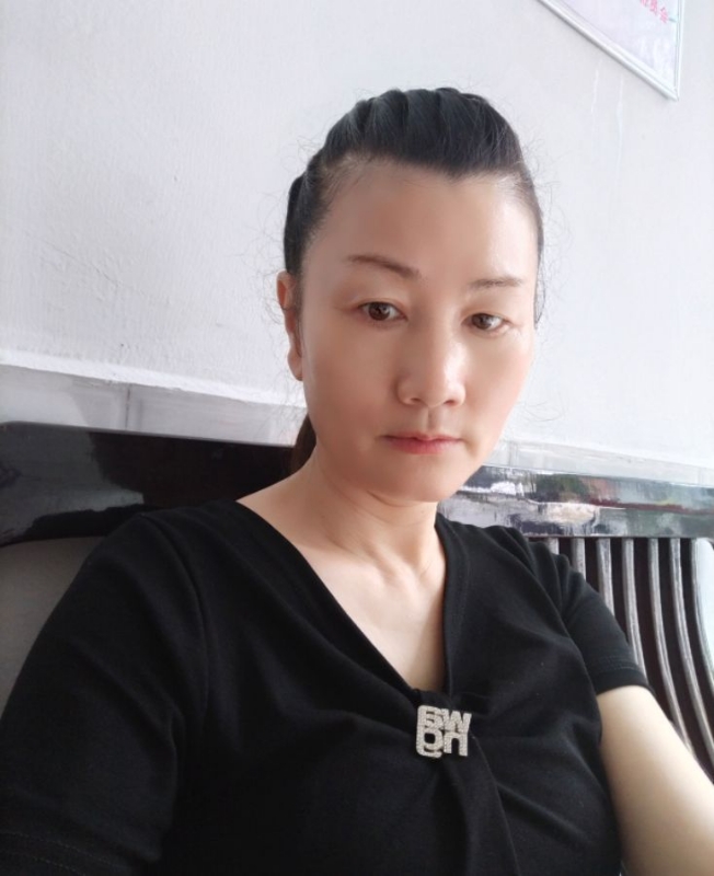 单只蝴蝶的第二张照片--贵阳相亲服务中心