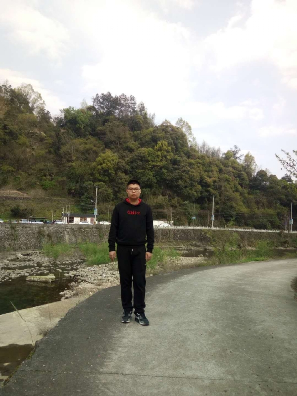 等着上钩的鱼的第一张照片--贵阳相亲服务中心