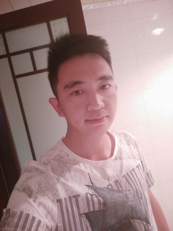 彭亮的第一张照片--贵阳相亲服务中心