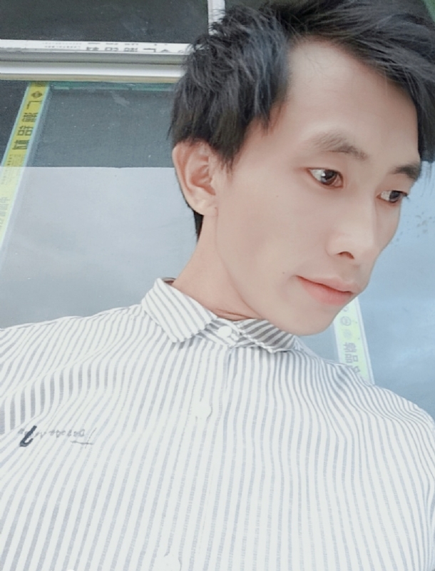 寻找下一个路口的第一张照片--贵阳相亲服务中心