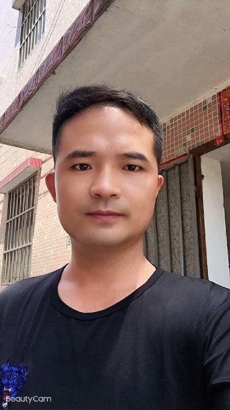 言飞的第二张照片--贵阳相亲服务中心