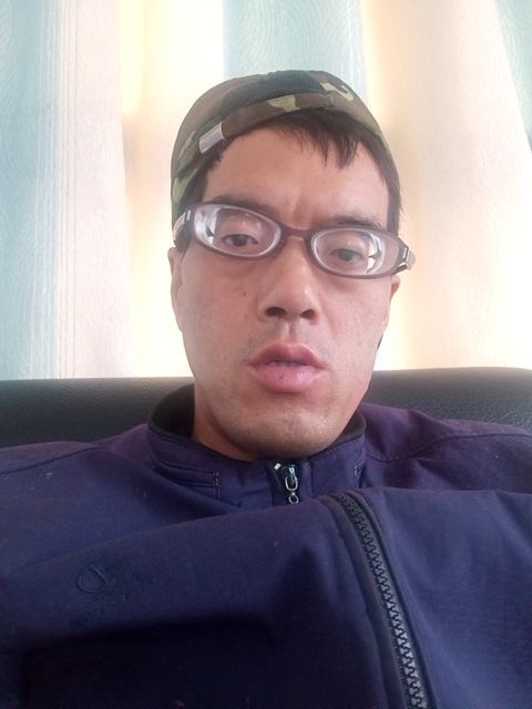 等待有缘人的第三张照片--贵阳相亲服务中心
