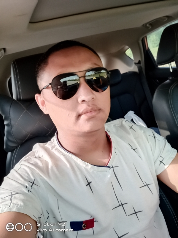 寻缘的第一张照片--贵阳相亲服务中心