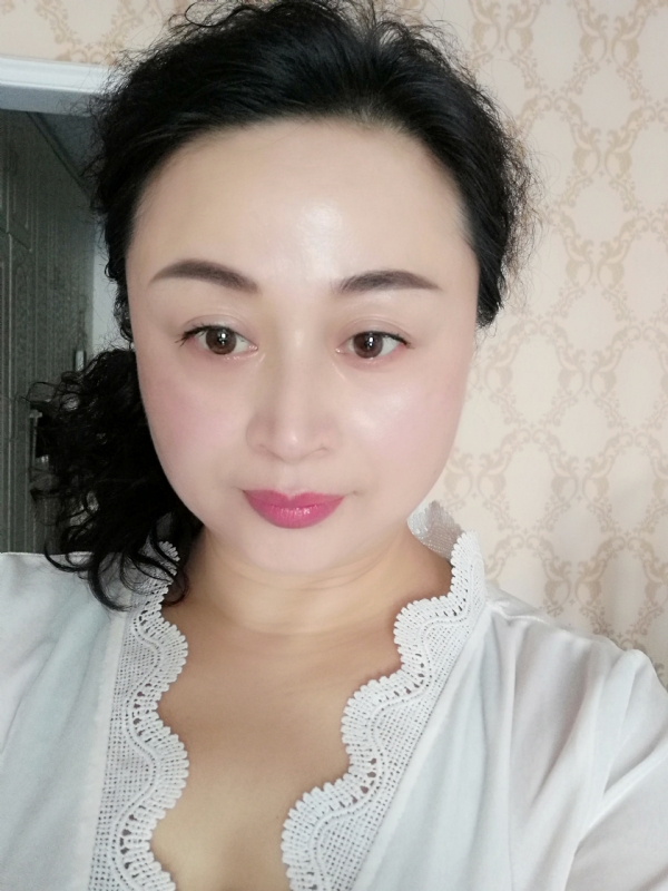 花谢花飞的第一张照片--贵阳相亲服务中心