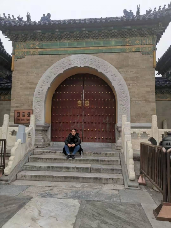 吾笨如牛的第一张照片--贵阳相亲服务中心