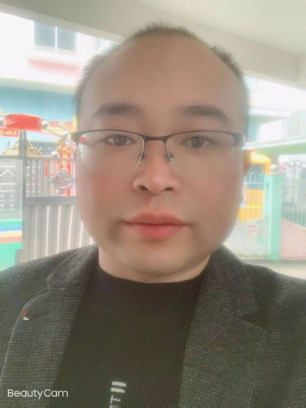 海阔凭鱼跃的第一张照片--贵阳相亲服务中心