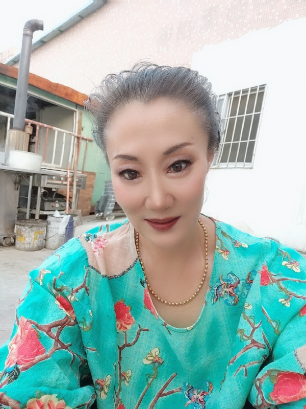 燕子的第三张照片--贵阳相亲服务中心