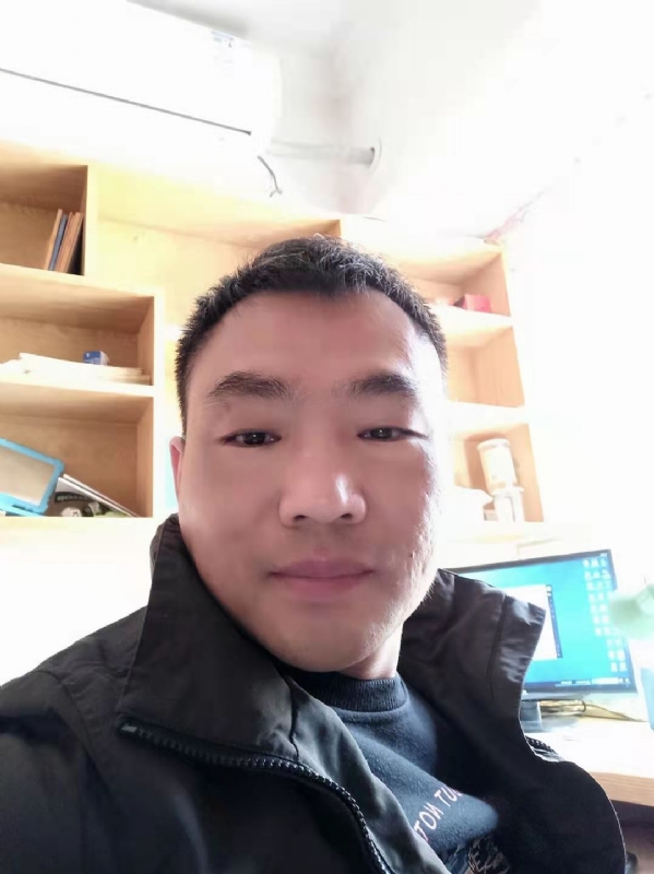 向前葱的第一张照片--贵阳相亲服务中心