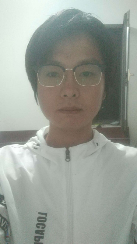 轻吻的第一张照片--贵阳相亲服务中心