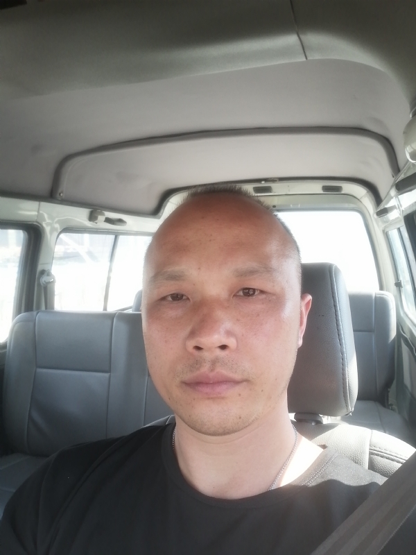 新旺丁的第一张照片--贵阳相亲服务中心