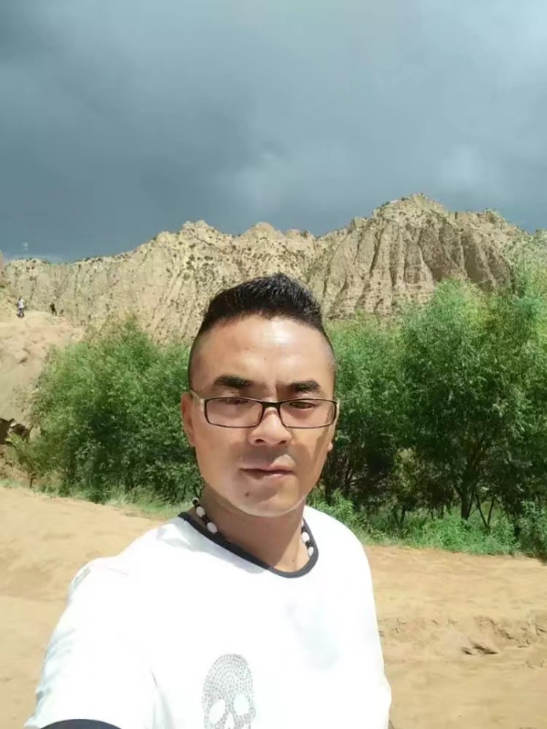 无情的沙尘暴的第一张照片--贵阳相亲服务中心