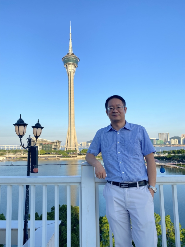 Yangyi的第三张照片--贵阳相亲服务中心