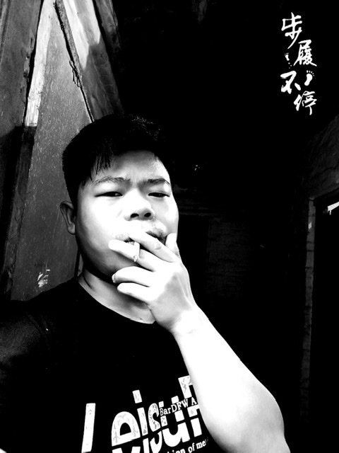 一見鍾情的第三张照片--贵阳相亲服务中心