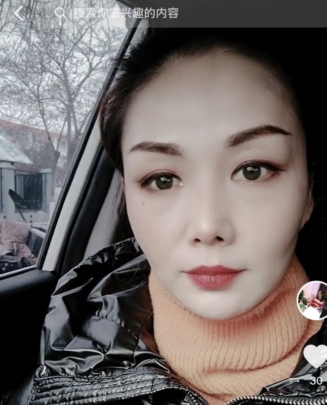 蔷薇的第一张照片--贵阳相亲服务中心