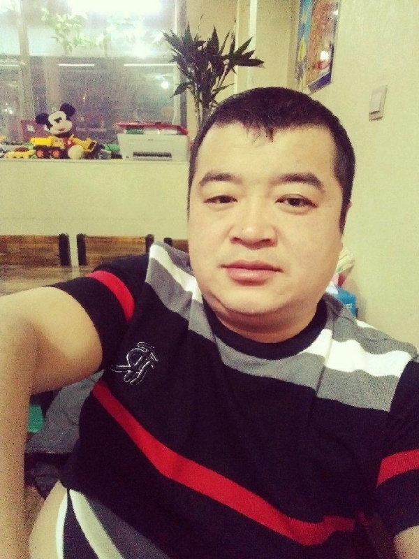 老实人的第一张照片--贵阳相亲服务中心