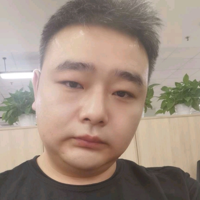 异域听风的第一张照片--贵阳相亲服务中心