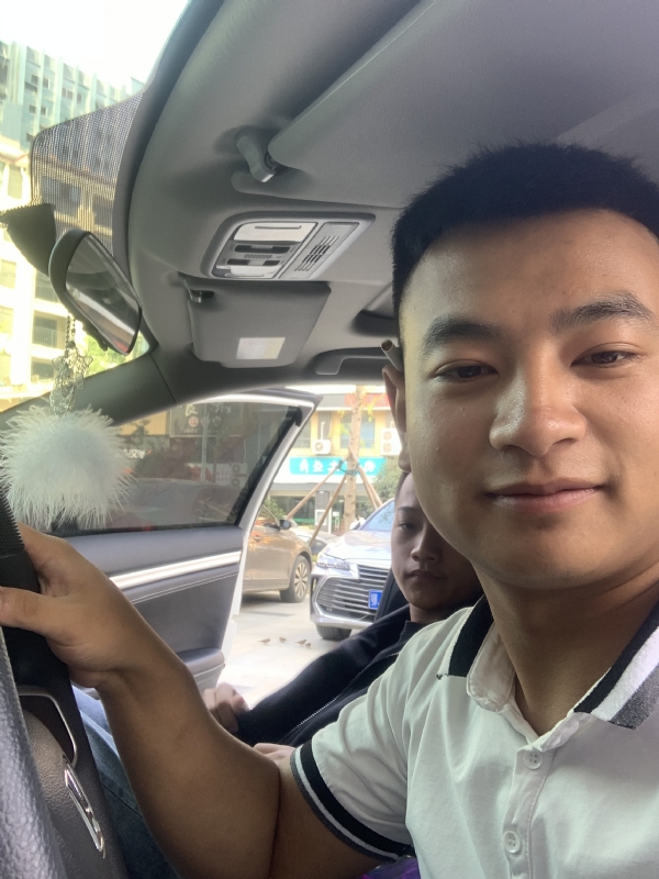 古有风琴的第三张照片--贵阳相亲服务中心
