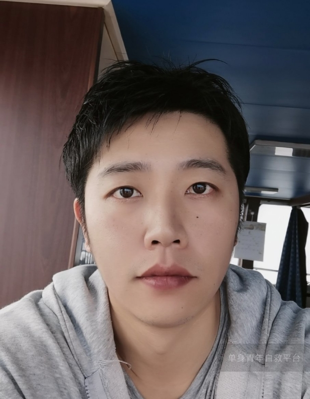 不太帅的男人的第一张照片--贵阳相亲服务中心