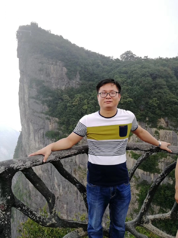 江汉的第一张照片--贵阳相亲服务中心