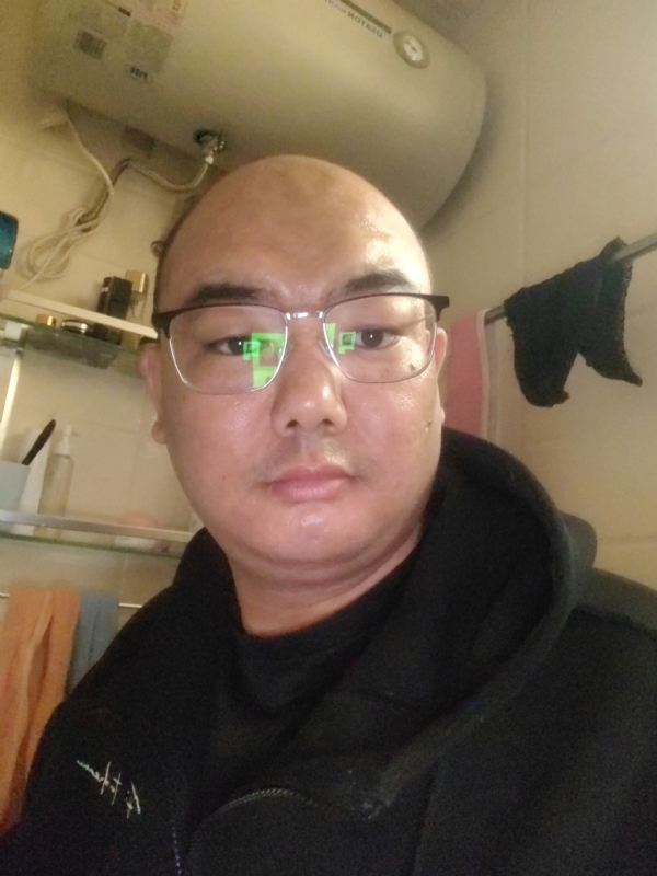 小胖子的第一张照片--贵阳相亲服务中心