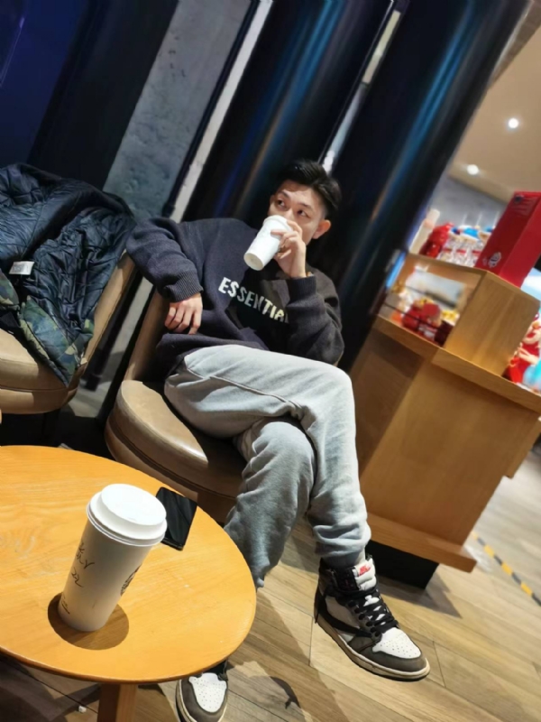 LAZY的第一张照片--贵阳相亲服务中心