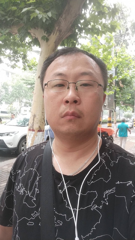 飘逸的星辰的第一张照片--贵阳相亲服务中心