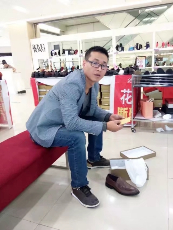 借我你的手的第一张照片--贵阳相亲服务中心