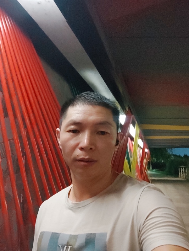夜猫的第一张照片--贵阳相亲服务中心
