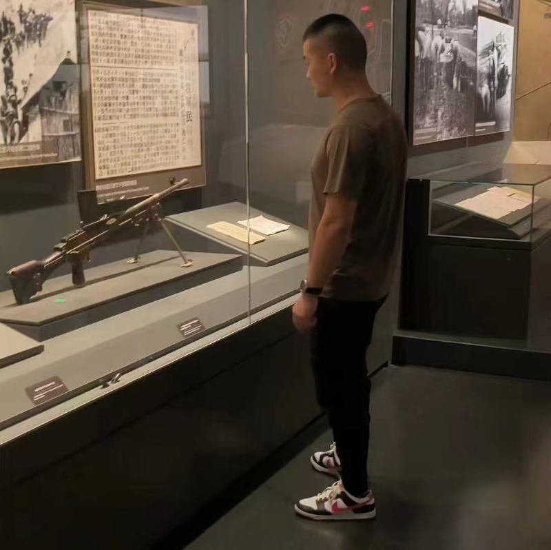 霸气的第一张照片--贵阳相亲服务中心