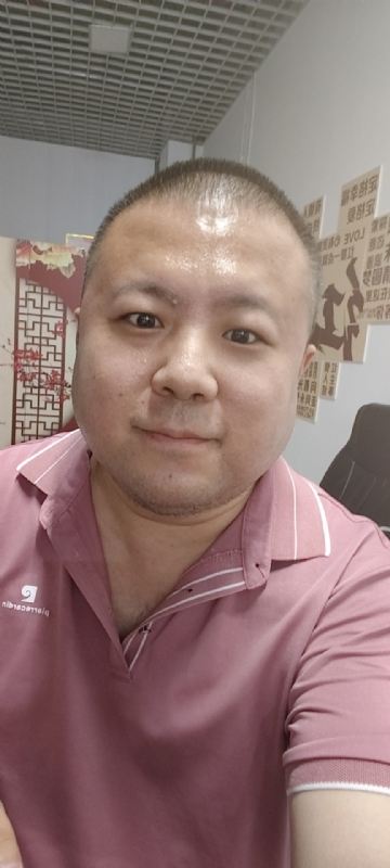 漫步星辰的第一张照片--贵阳相亲服务中心