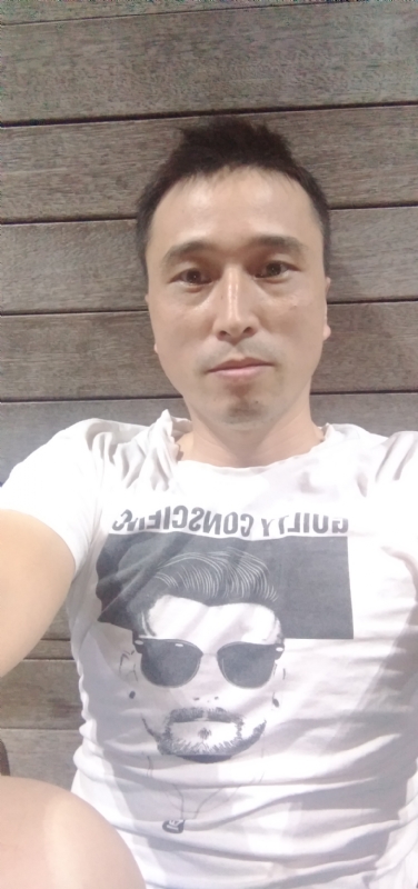 笑看一切的第一张照片--贵阳相亲服务中心