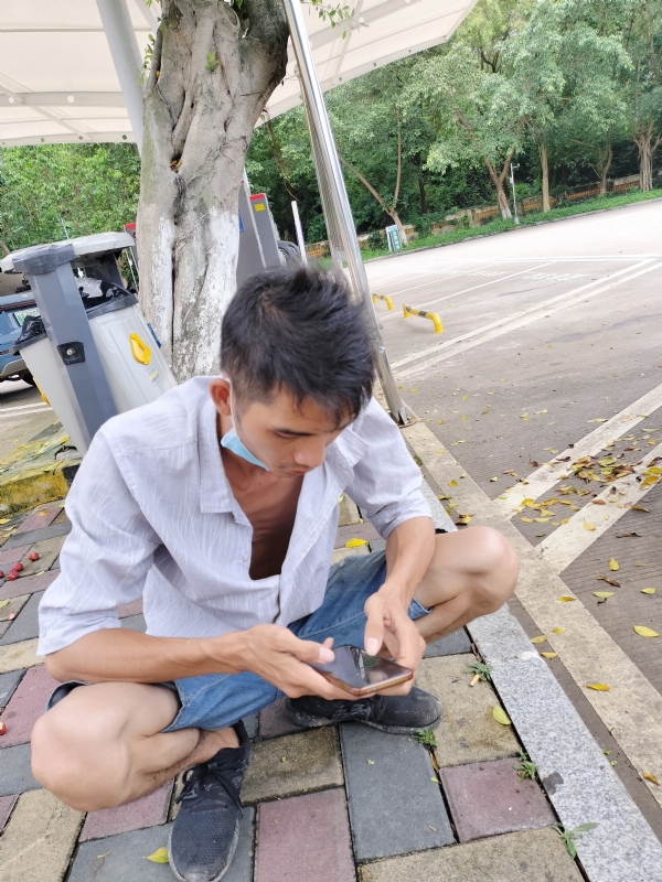 太累了的第一张照片--贵阳相亲服务中心