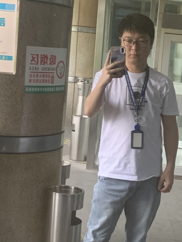 潜伏的第一张照片--贵阳相亲服务中心